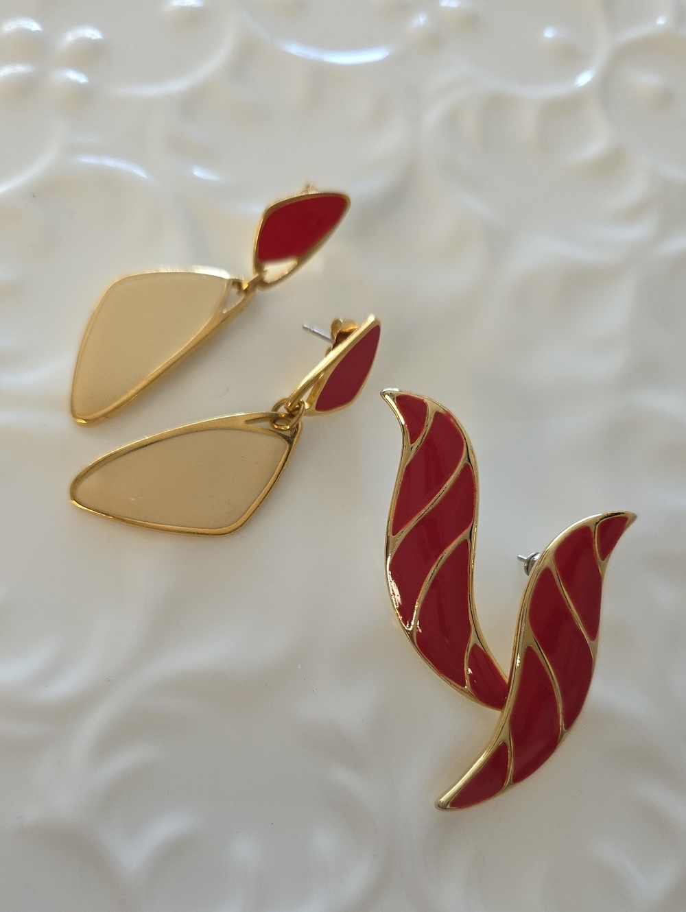 Vintage Gold-Trim Red and Cream Enamel Drop Earrings - Women Jewelry